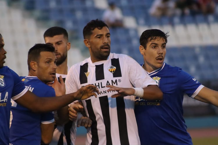 Castellón see off Melilla to win on the road (1-2)