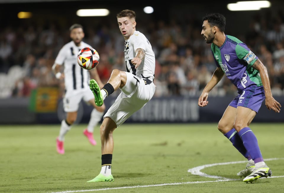 Impressive Castellón overcome Málaga in high-octane opener (2-1)