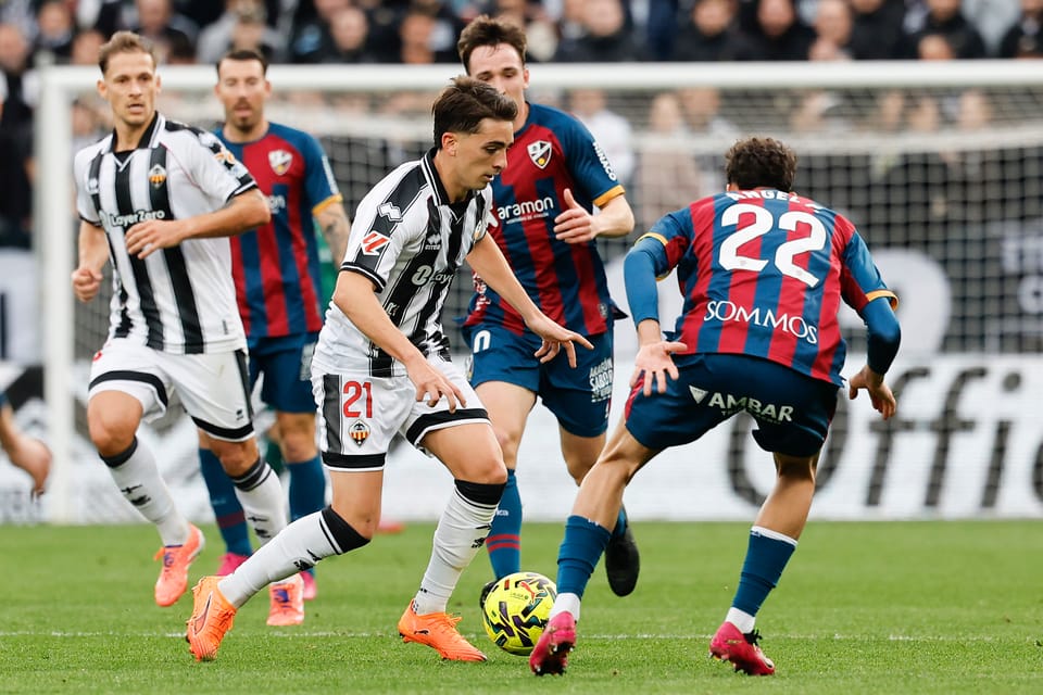 Castellón outclass Huesca to start 2026 with a bang (4-1)